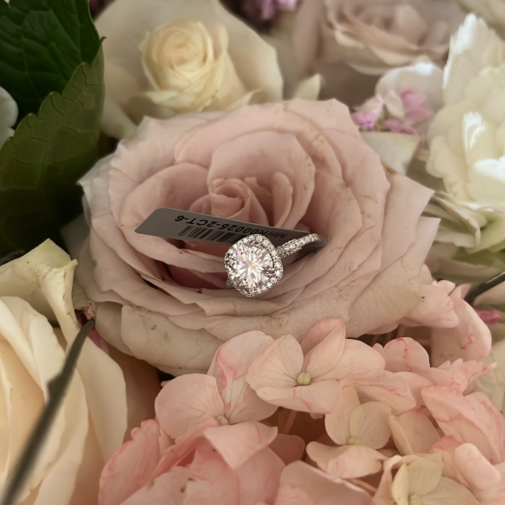 New 2ct Round cut Moissanite Engagement Ring 925 Sterling Silver size 6 7 8 9 10 - Picture 9 of 12
